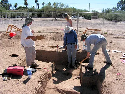 Amateurs at the Trench: The Promise and Peril of Public Participation in Archaeological Discovery